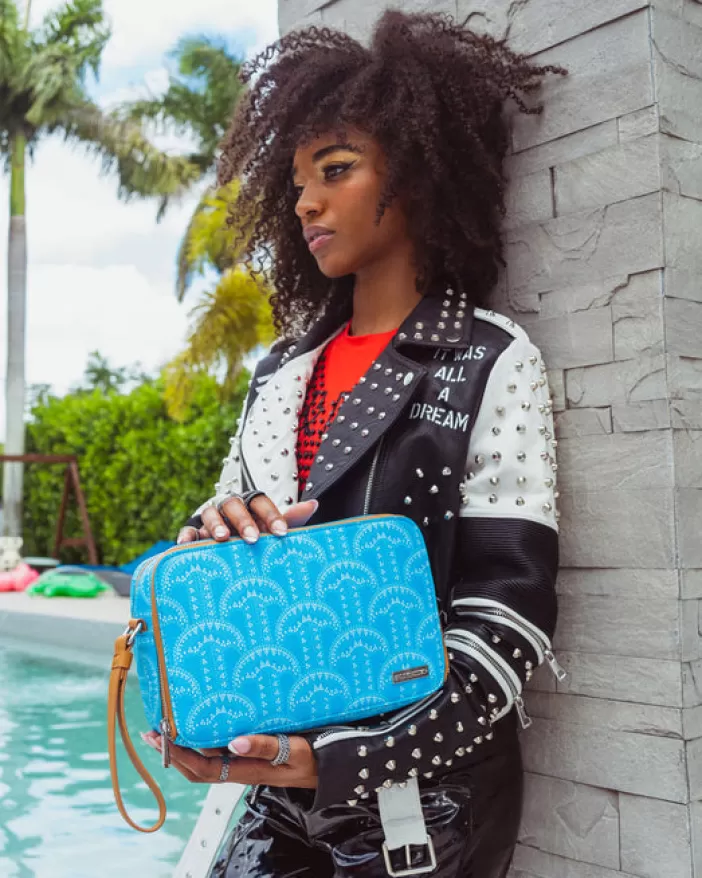 TOILETRIES AKA MONEY BAGS*Sprayground ILLUCHAINS TURQ TOILETRY BAG