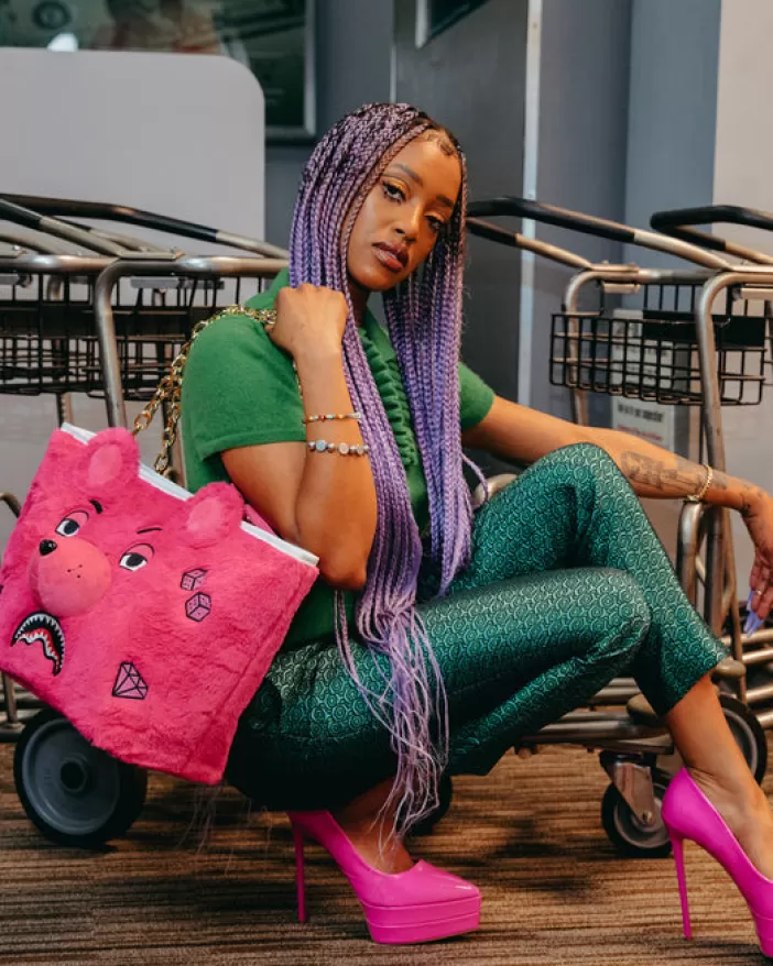 TOTES | HANDBAGS*Sprayground PLUSH MONEYBEAR TOTE (PINK)